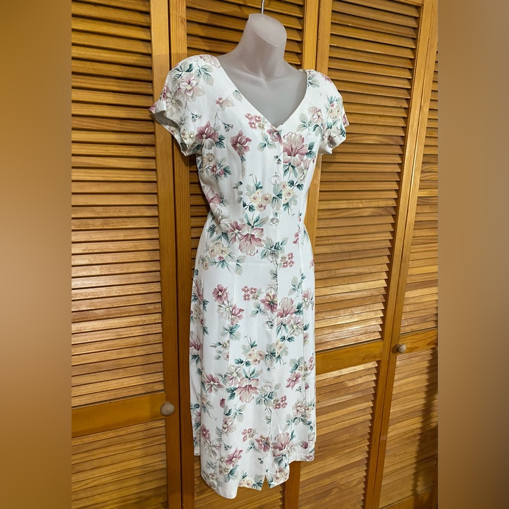 🌺Vintage Ms. Conduct | CA Petite Dresses: Floral dress